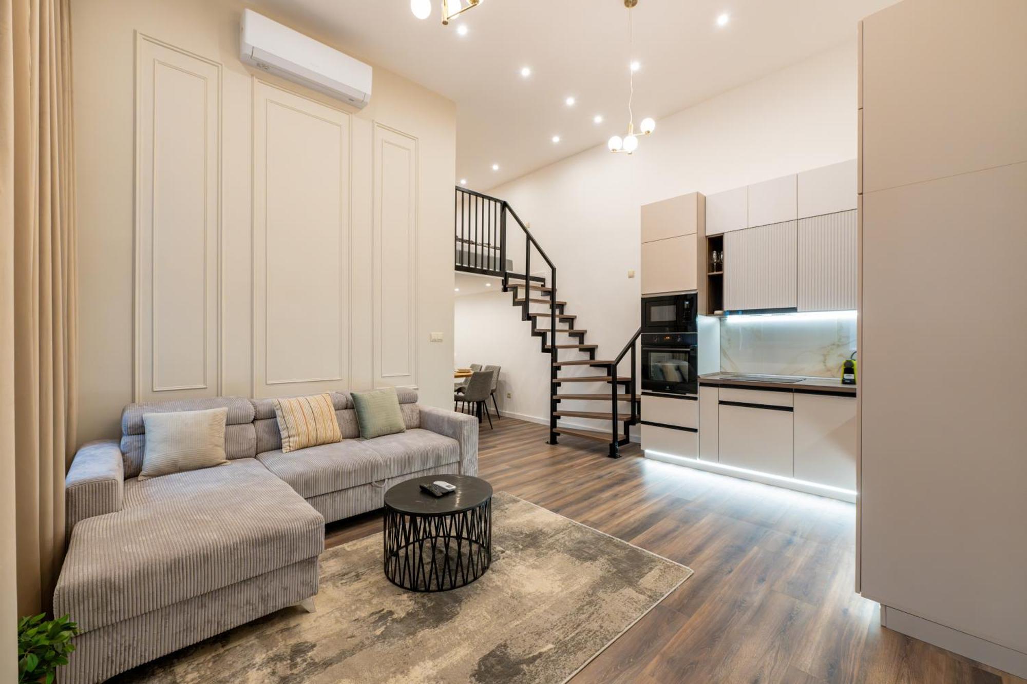 D52 Luxury Suite Budapest Exterior photo